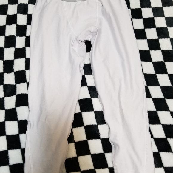 Under Armour Compression Pants & Shorts - Picture 7 of 7